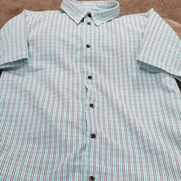 Van Heusen Other - Boy's Van Heusen Shirt Size XL